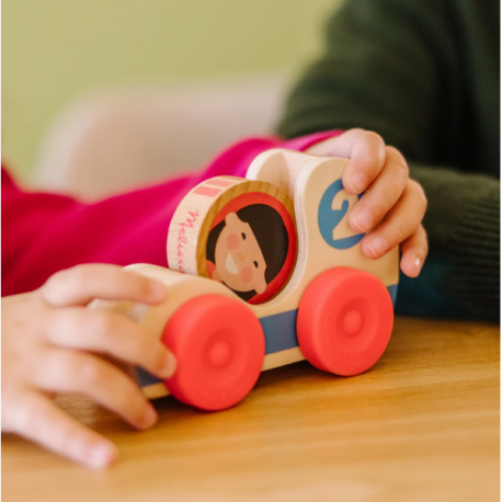 Set de doua masinute din lemn colectia GO TOTs Set de doua masinute din lemn colectia GO TOTs