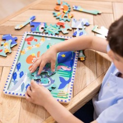 Puzzle educativ din lemn, cu rotite dintate, Oceanul, 8 piese, pentru copii 3 ani+, Melissa&Doug 31003